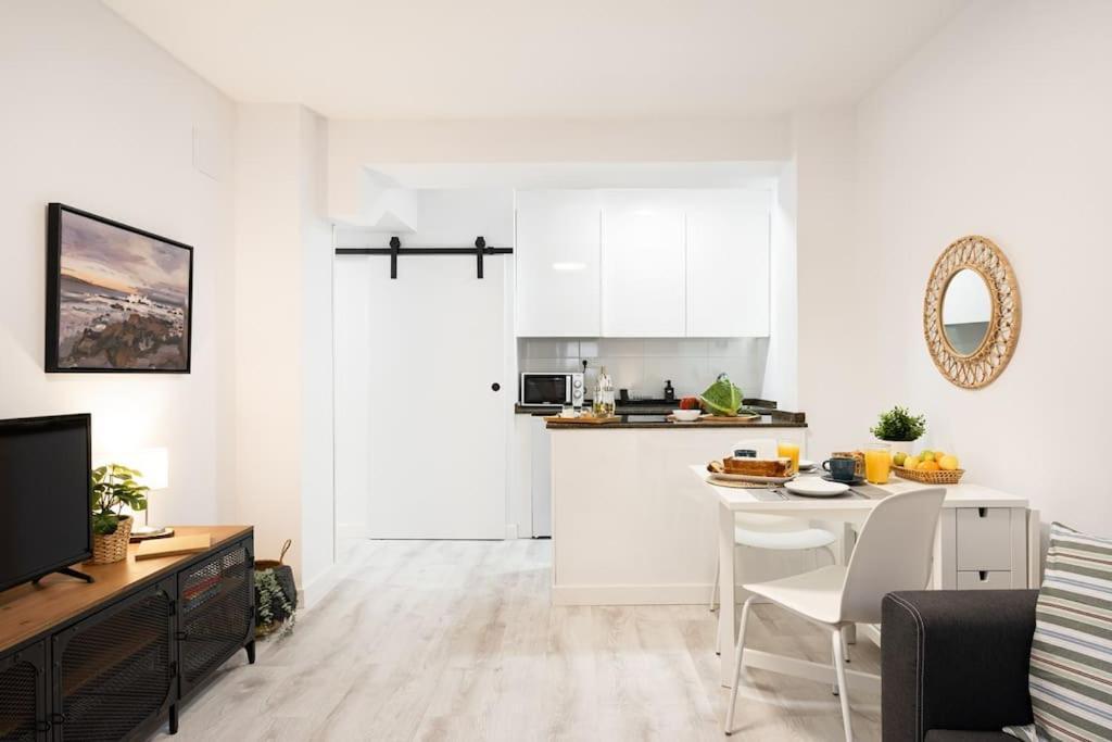 Apartamento Frida Centro Хихон Екстериор снимка