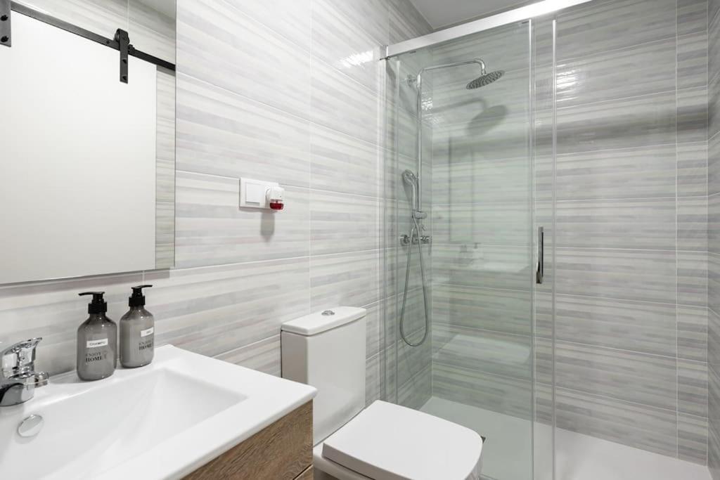Apartamento Frida Centro Хихон Екстериор снимка